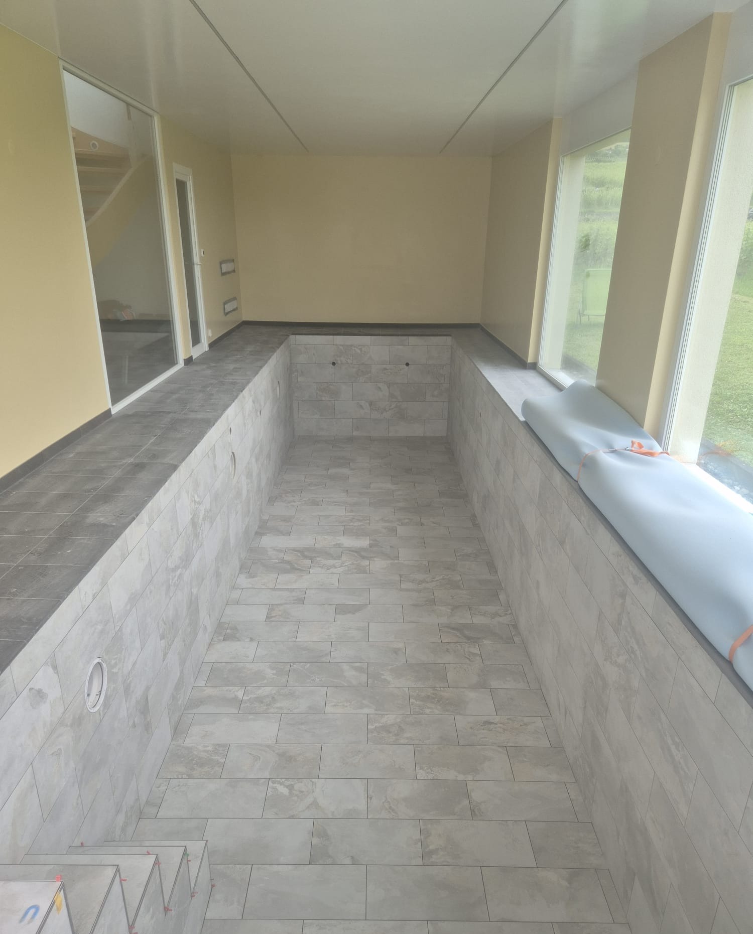 Piscine intérieure — photo 1